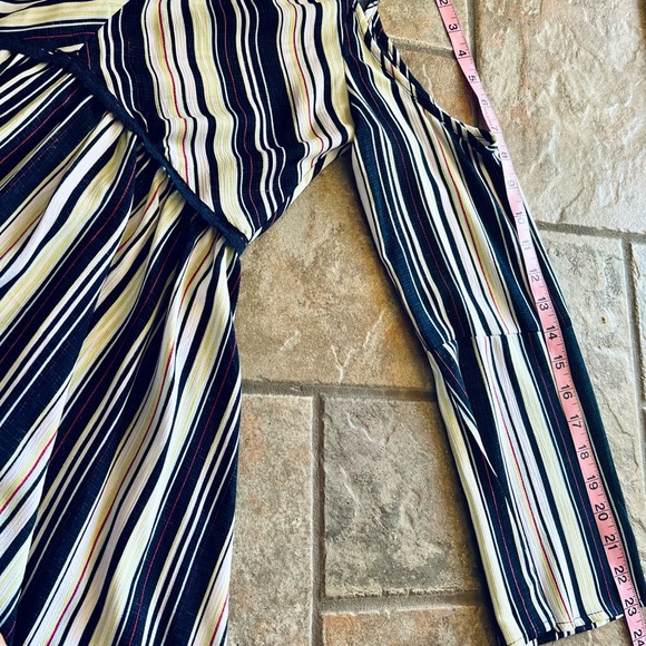 ⭐BOGO FREE⭐"NWT Boutique "LOVE" Brand Striped Cold-Shoulder Bell Sleeve Dress M - Picture 12 of 15